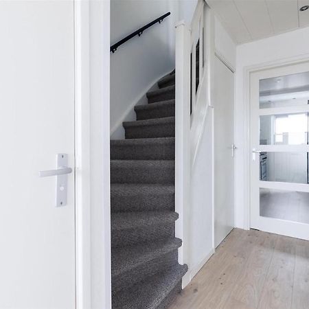 Nice Spacious House Near Schiphol And Citycentre Zwanenburg Eksteriør billede