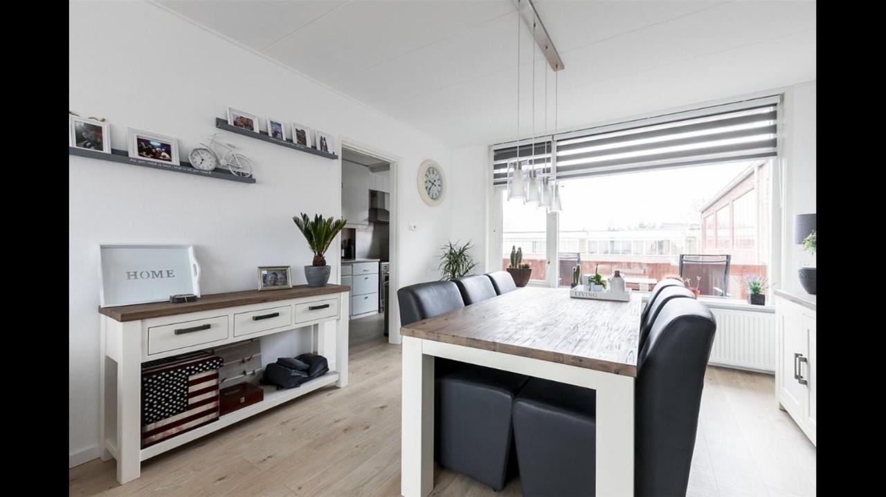 Nice Spacious House Near Schiphol And Citycentre Zwanenburg Eksteriør billede